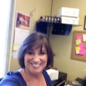 Meet your Posher, Debbie